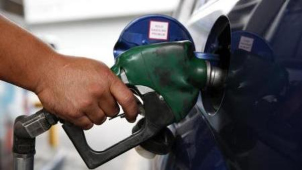  رفع أسعار البنزين والديزل رسمياً في مدينة عدن (الأسعار الجديدة)