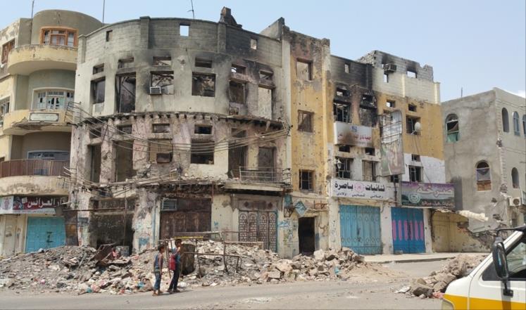 يمنيون: تحرير صنعاء بدأ من عدن