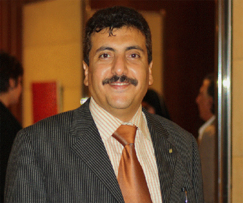 اليمني د. أبو طالب يفوز بالمركز الثاني لجائزة راشد بن حميد للثقافة والعلوم