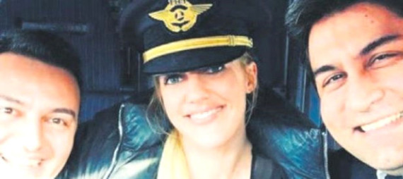لم يستطيعا أن يرفضا طلبها.. «السلطانة هيام» التركية توقع قائد طائرة ومساعده في ورطة ..كيف؟
