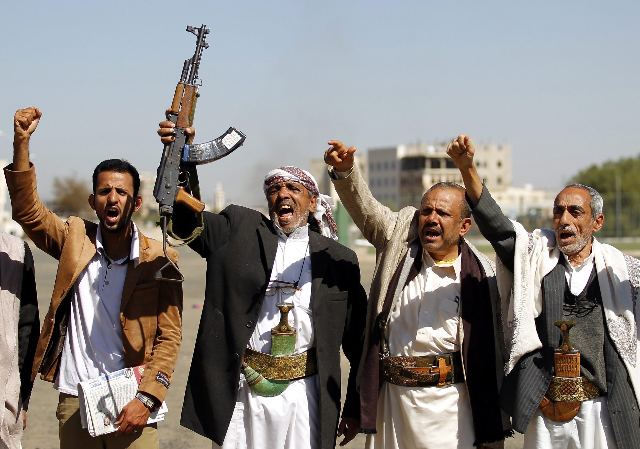 مليشيا الحوثي تقتل شيخ قبلي في محافظة البيضاء