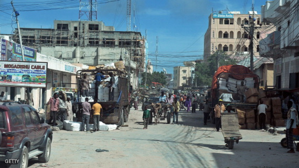 13 قتيلا في هجوم لحركة الشباب الصومالية على فندق في مقديشو