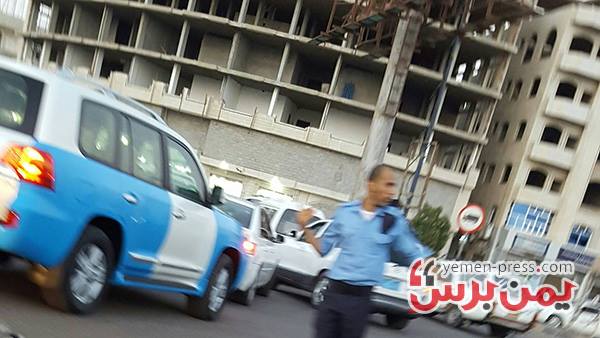 شاهد أول صورة لـ«سيارات الشرطة الجديدة» في مدينة عدن
