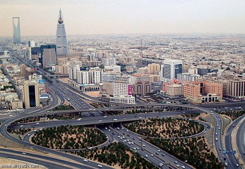 السلطات السعودية تمنع عدداً من صحفيي حزب الإصلاح من العودة إلى الرياض
