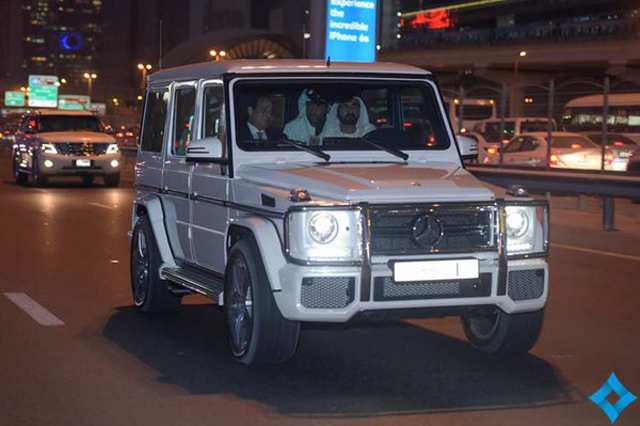 بالصور: محمد بن راشد يصطحب الرئيس المصري في جولة بدبي بسيارته الخاصة