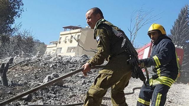 اسرائيل: تتغزل من قدرات رجال الإطفاء الفلسطينيين «قدراتهم عجيبة وسياراتهم افضل من اطفائياتنا»