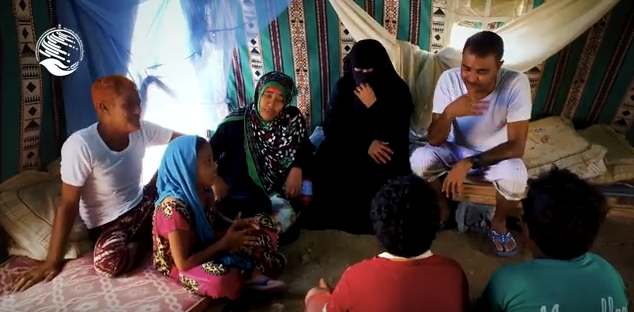 نازحون يمنيون في جيبوتي يعيشون بين العقارب والفئران.. كيف تبدل حالهم؟ (فيديو)