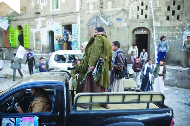 جماعة الحوثي ترشح «مقوت» وآخرين لا يحملون شهادة الثانوية العامة لشغل السفارات اليمنية