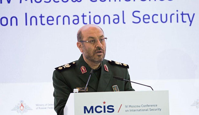 وزير الدفاع الإيراني يجدد التزام بلاده بدعم جماعة الحوثي في الحرب التي تخوضها