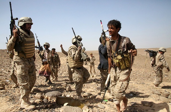 الجيش اليمني يلاحق الحوثيين باكثر من جبهة.. ويتقدم في أرحب
