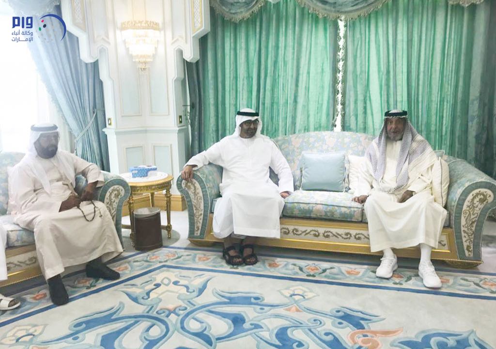 في عزءا والدته.. رئيس الإمارات يظهر علنا للمرة الثانية خلال 4 أعوام
