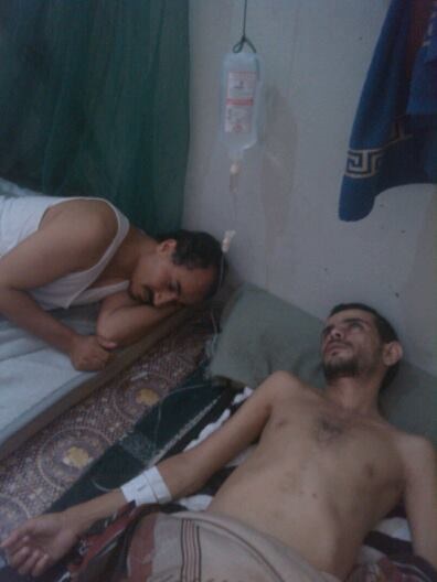 شباب الثورة المعتقلين مضربين عن الطعام منذ الجمعة الماضية