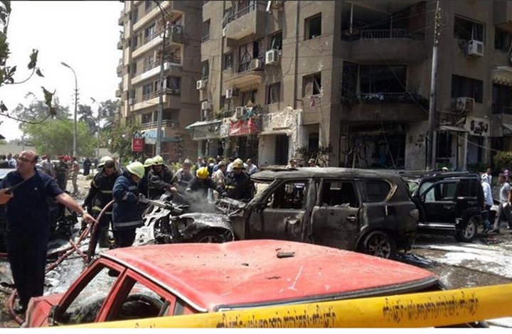 مقتل النائب العام المصري بتفجير موكبه والمقاومة الشعبية تتبنى اغتياله(فيديو)