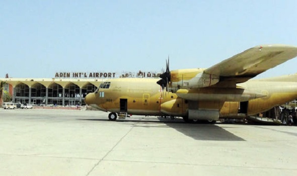 وصول الطائرة الاغاثية السعودية العاشرة إلى مطار عدن