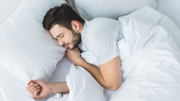 طبقها قبل النوم.. 3 نصائح مدهشة تجدد طاقة جسمك